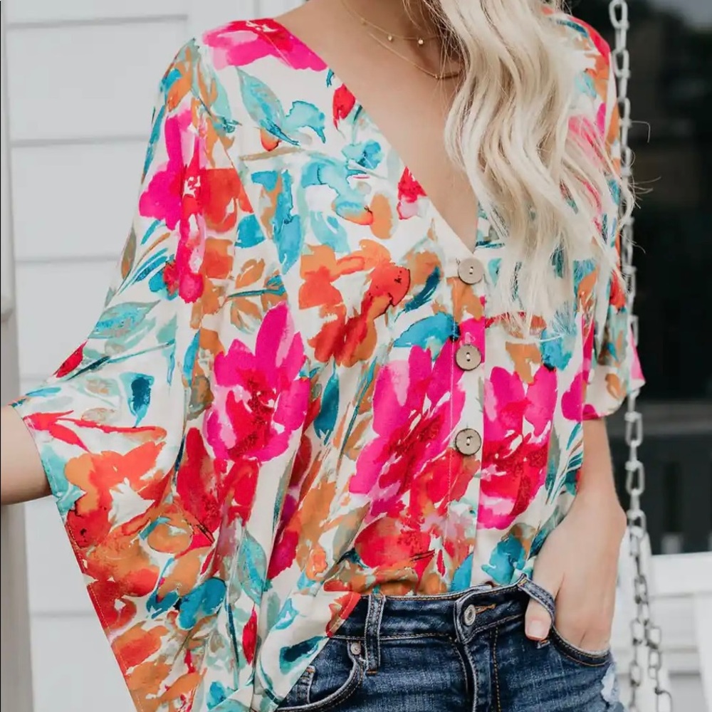 New With Tags Floral Kimono Top